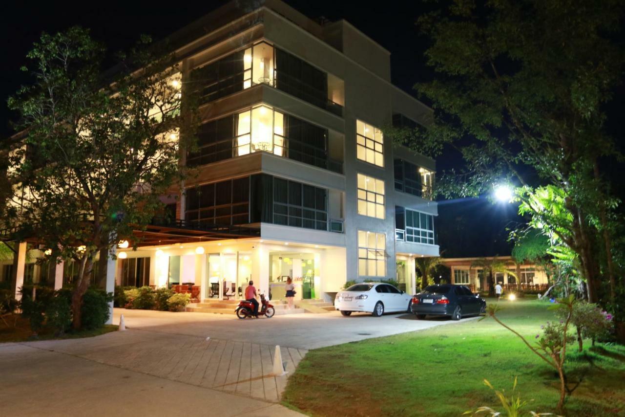 The Pano Hotel & Residence Ao Nang Экстерьер фото